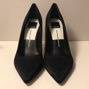 Dolce Vita Satin Black Pumps